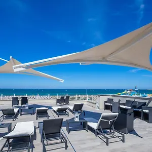 Hotel Baby, Rimini